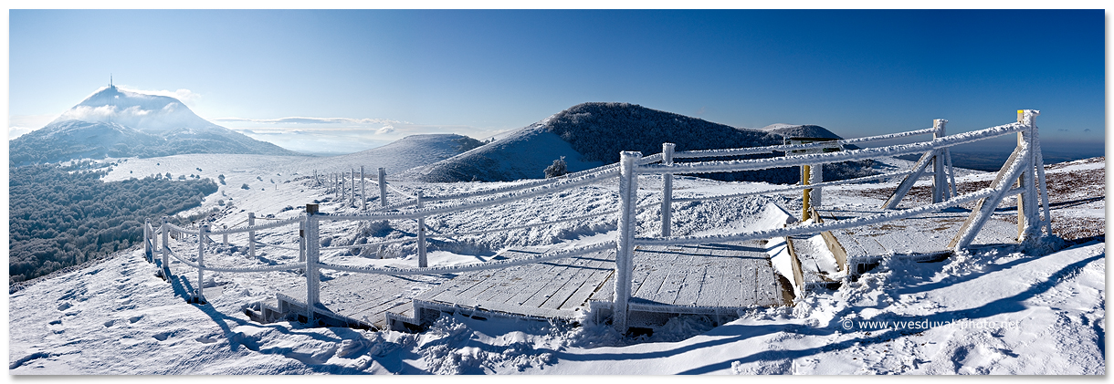 Le Puy de Dôme en hivers (Auvergne)