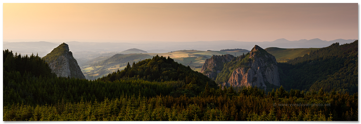 Les Roches Tuilière et Sanadoire en Auvergne