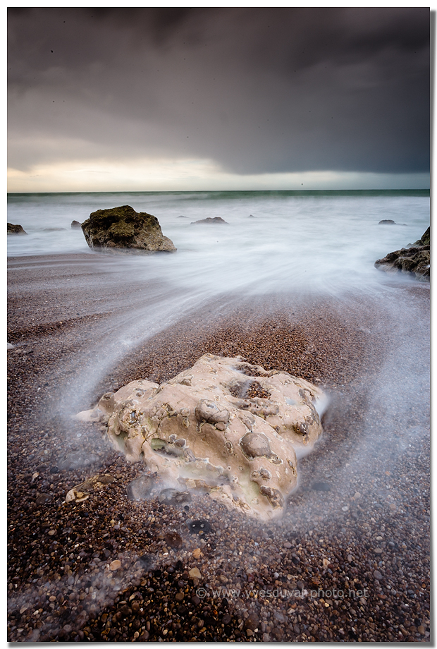 La valleuse d'Antifer avant l'orage (Seine-Maritime, Normandie)