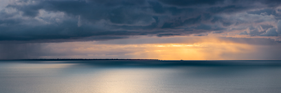 France, Bretagne, Ille-et-Vilaine, Cancale - Photo panoramique du littoral breton.