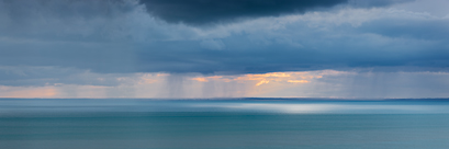 France, Bretagne, Ille-et-Vilaine, Cancale - Photo panoramique du littoral breton.