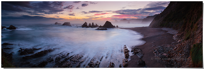 Playa de Gueirua (Asturies, Espagne)
