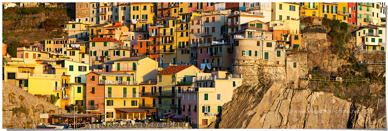 Cinque Terre, village de Manarola  (Ligurie, Italie)